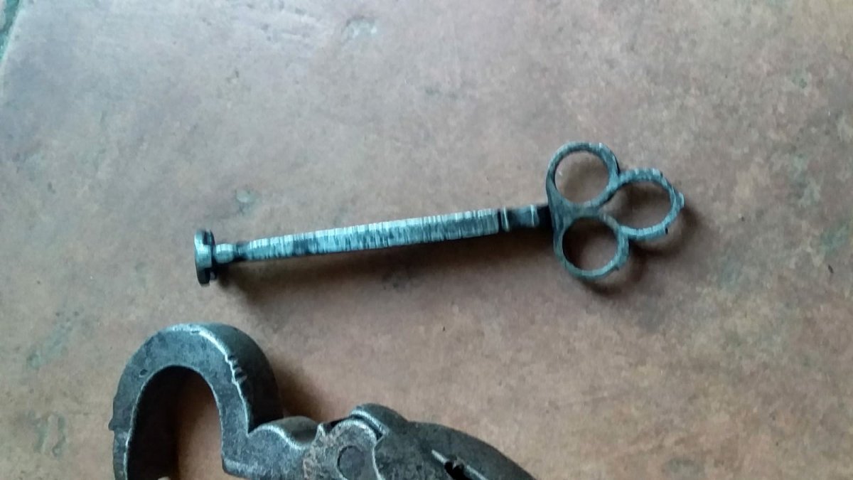 Cadenas Allemand En Fer Forgé XVIe Siècle -photo-7