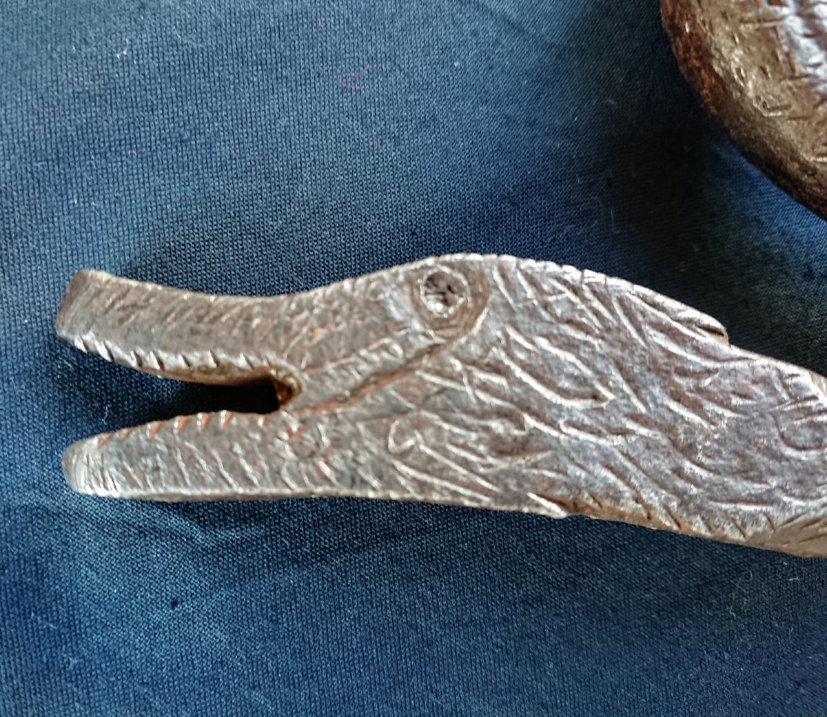 Gros Heurtoir Zoomorphe Fer Forgé XVIIIe Siècle-photo-1