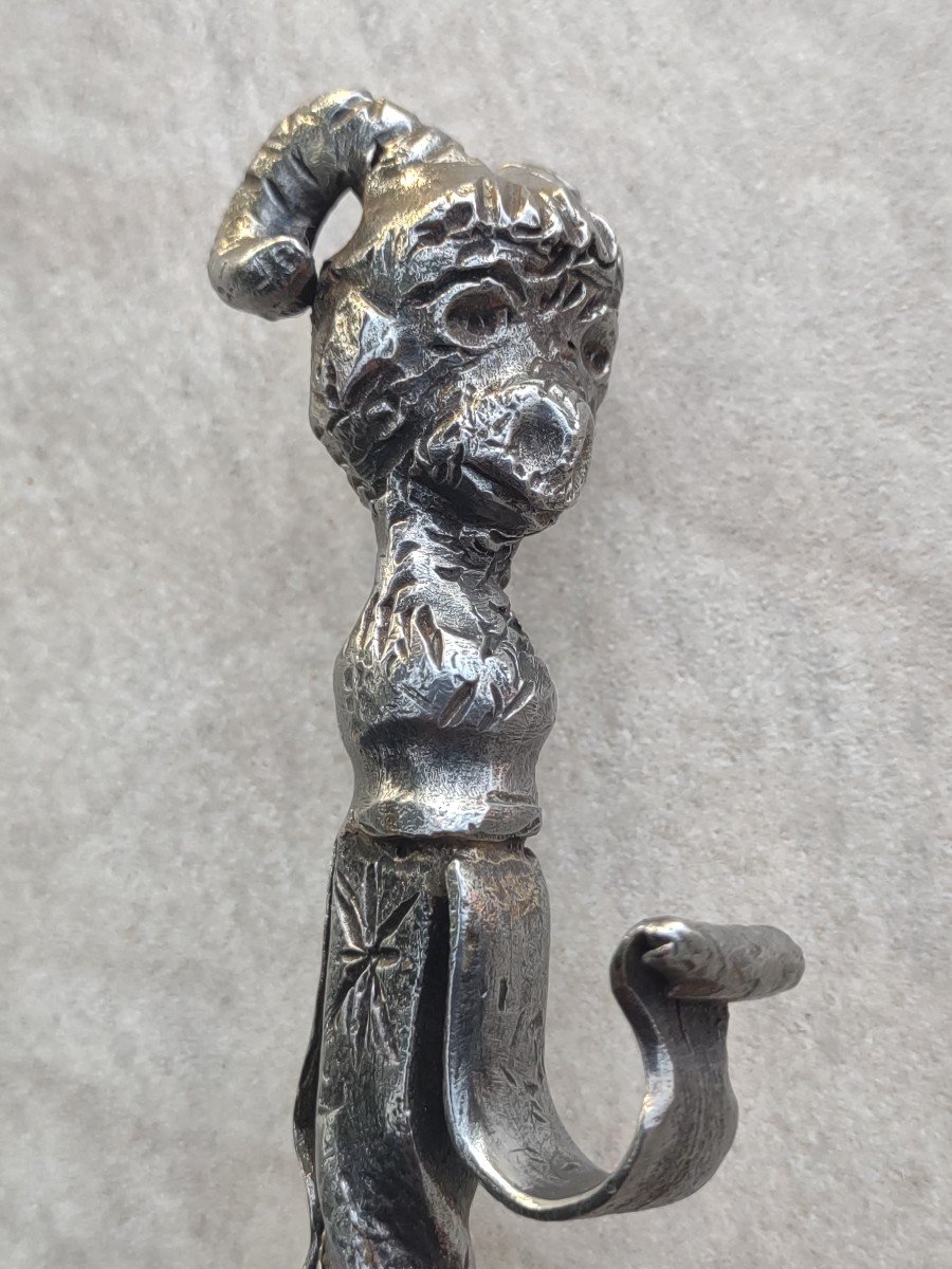 Exceptionnel Outil Zoomorphe Pour Décortiquer Les épis XVIIe Siècle-photo-2
