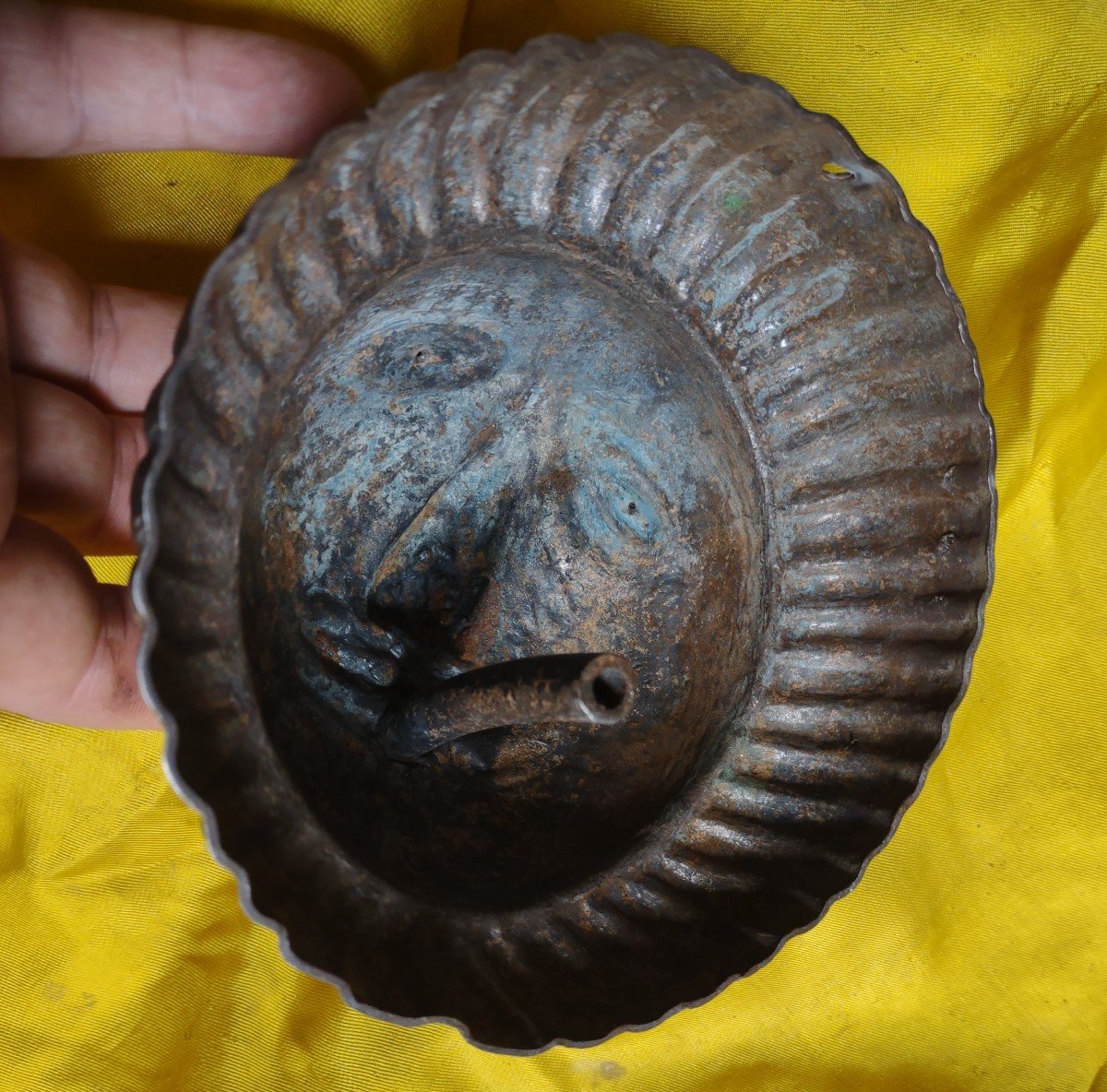 Bouche De Fontaine tête de lion En Fer Forgé XVIIe Siècle-photo-1