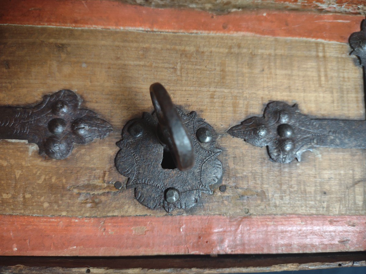Scatola in legno laccato con bella ferramenta originale Alto Adige XVII secolo-photo-2