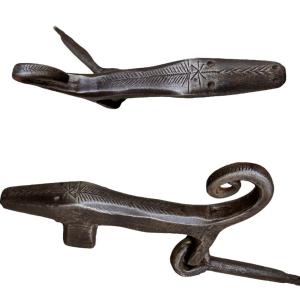 Battipista zoomorfo in ferro forgiato fine XVII secolo 