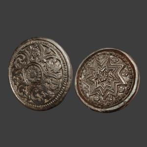 Due marche in legno Alpigiane fine XVIII-inizio XIX secolo