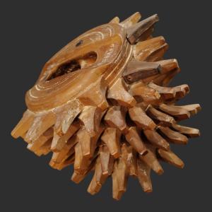 Bracciale emiliano in faggio per il gioco del pallone