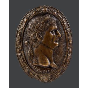 Placchetta in bronzo rappresentante il profilo di Claudio Venezia inizio XVII secolo