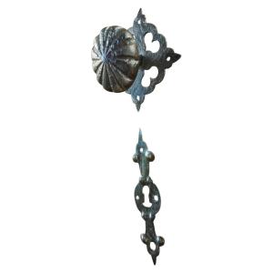 Pomolo e bocchetta per porte o mobili barocchi
