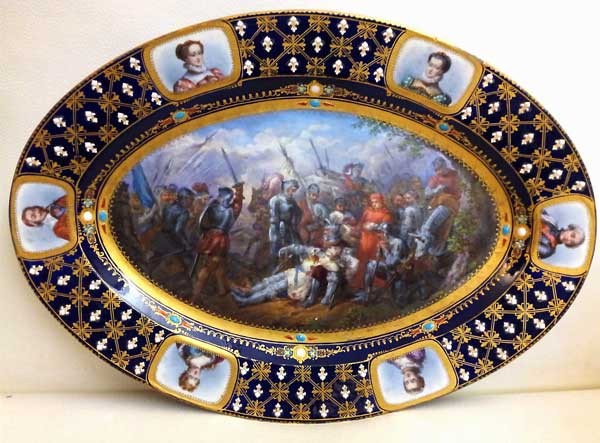 Piatto ovale in porcellana
