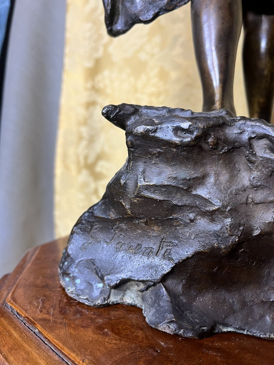 Scultura in bronzo "ragazza che attraversa il ruscello" firmata G. Parente-photo-2