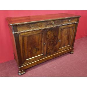 Credenza due porte tre cassetti