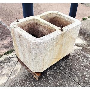 Vasca doppio foro secolo XVIII