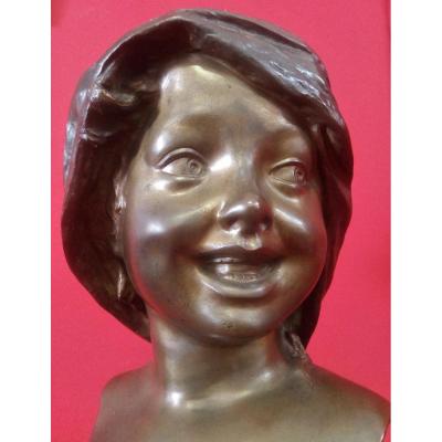 Visage De Jeune Fille Souriante Bronze Signé