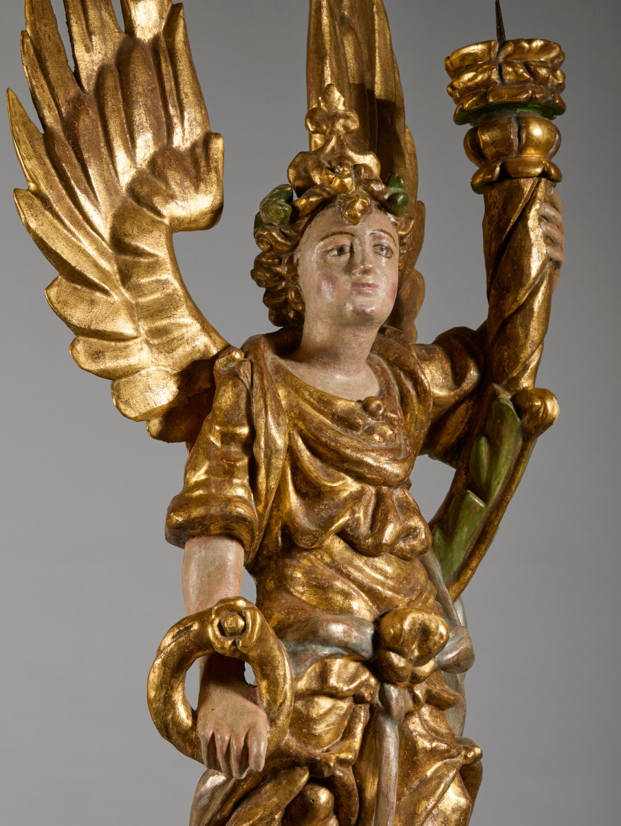 Coppia di Angeli portacero sculture in legno dorato e policromo-photo-5