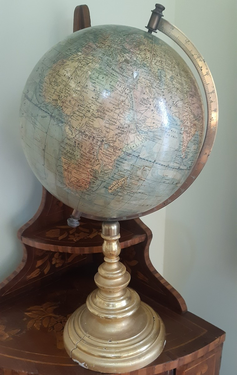 Globo terrestre del XIXesimo secolo