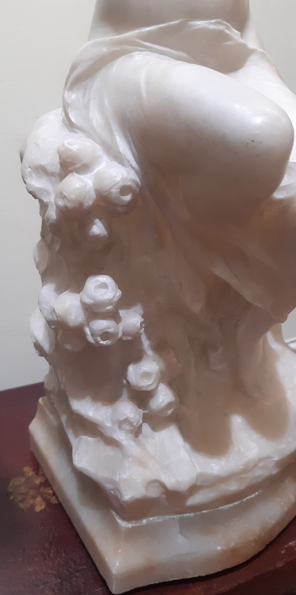 Nudo di donna in alabastro-photo-3