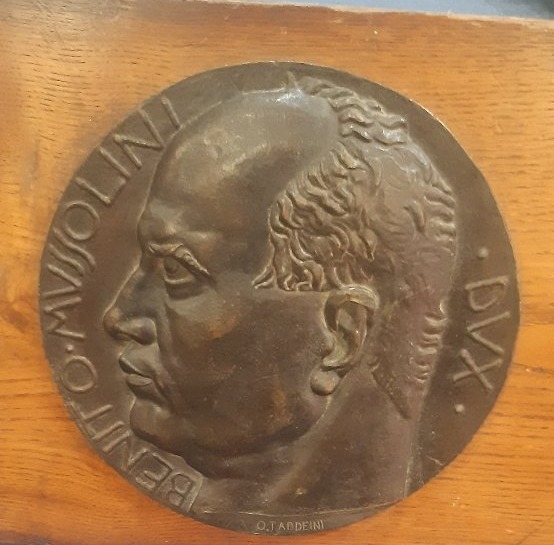 Bronzo raffigurante Benito Mussolini-photo-3