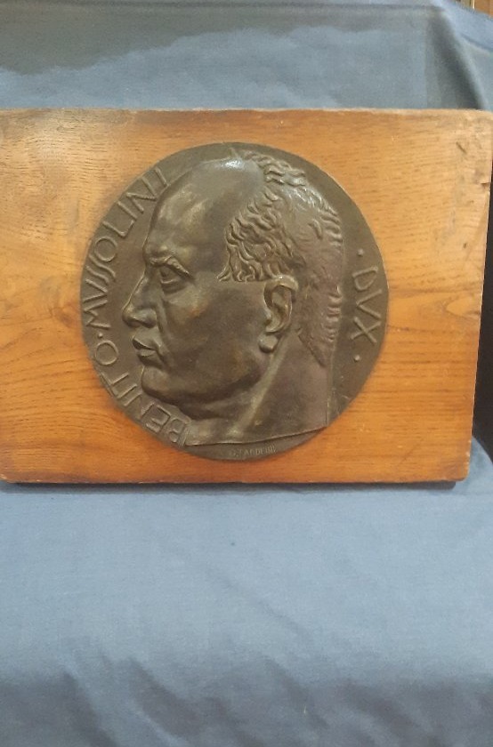 Bronzo raffigurante Benito Mussolini-photo-2