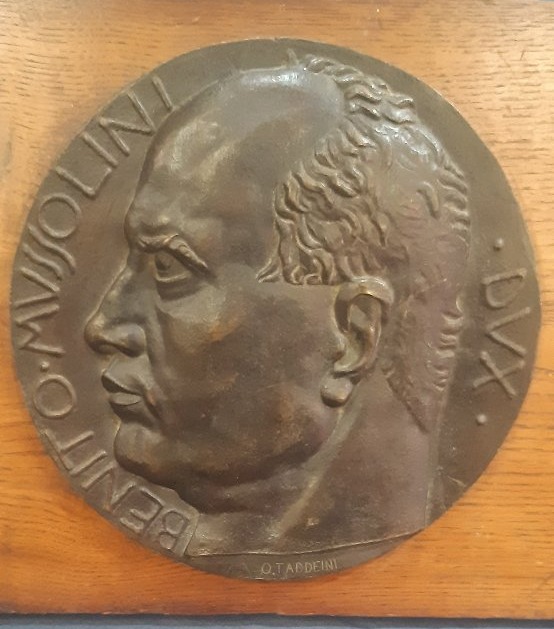 Bronzo raffigurante Benito Mussolini
