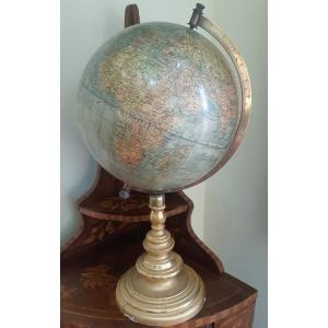 Globo terrestre del XIXesimo secolo