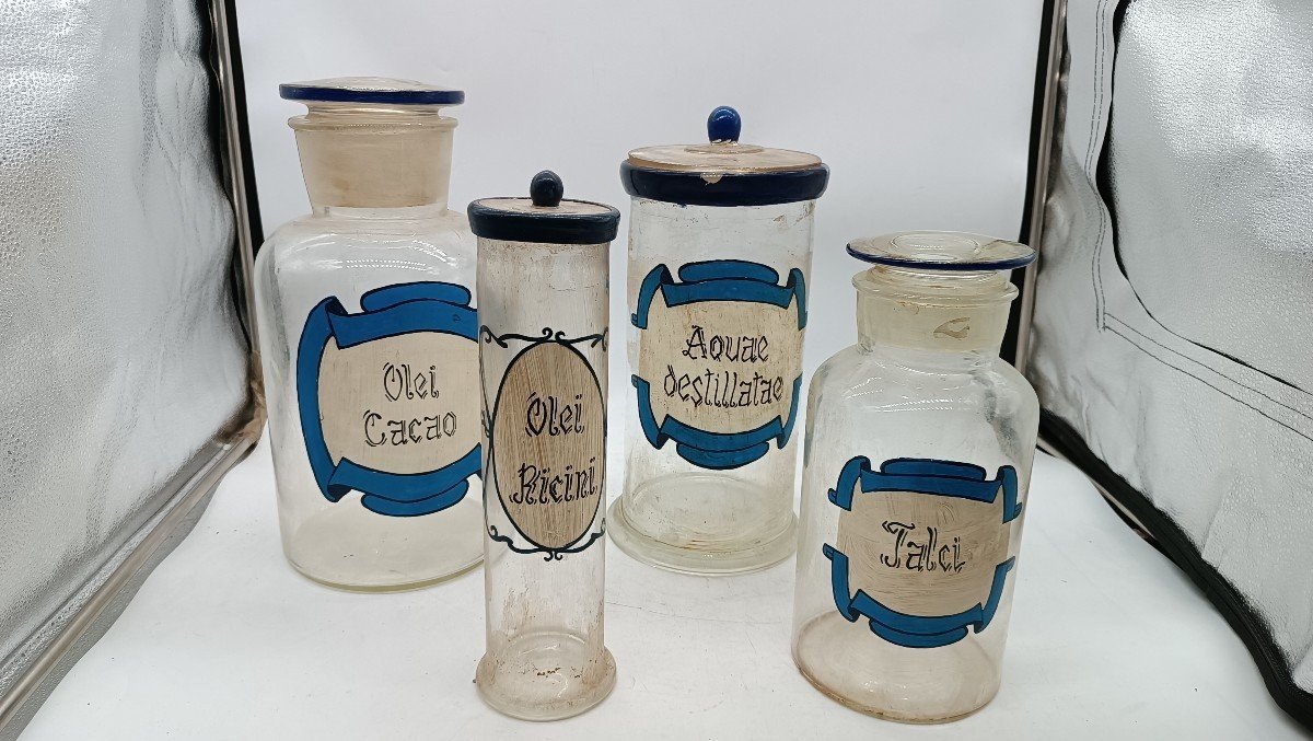 4 Grandi Vasi da farmacia antichi in vetro