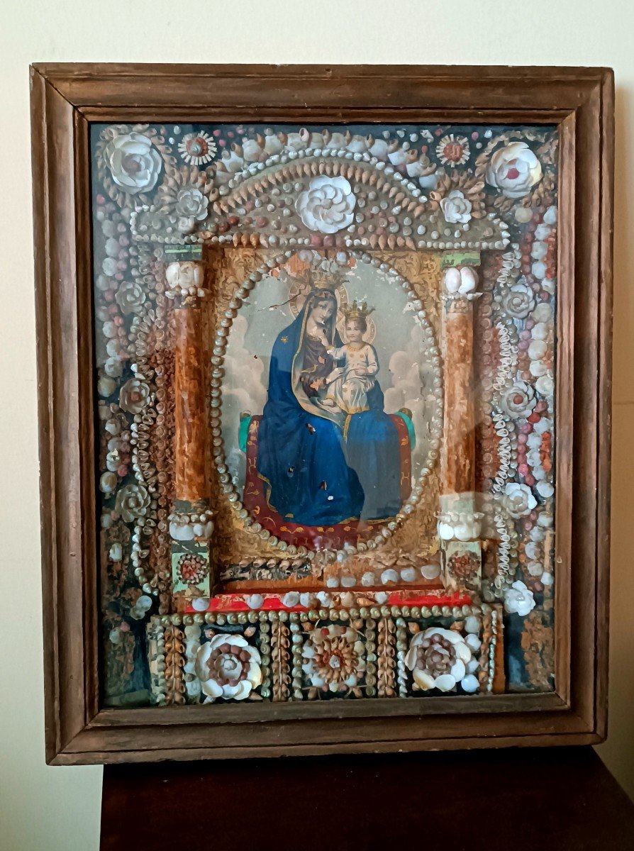Grande esecuzione Madonna in teca corallo e conchiglie manifattura Sicilia XIX secolo-photo-3
