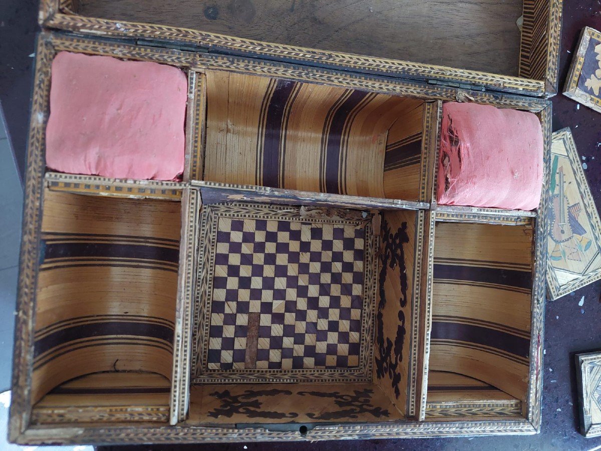 Scatola antica intarsiata  in paglia  XIX secolo-photo-1