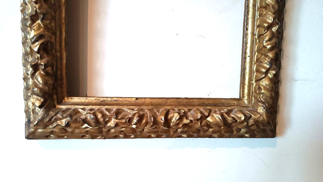 Cornice intagliata in legno dorato --photo-4