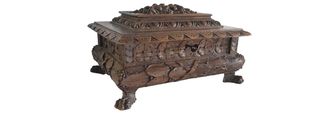 COFANETTO STILE RINASCIMENTO FIORENTINO INTAGLIATO  FINE 800