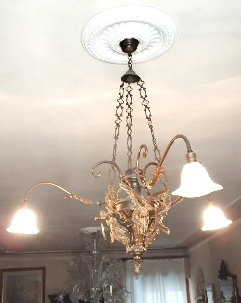 Antico lampadario bronzo con angeli tre luci -photo-2