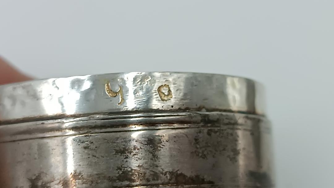 Scatola porta ostie in argento del XIX secolo, 66 grammi-photo-2