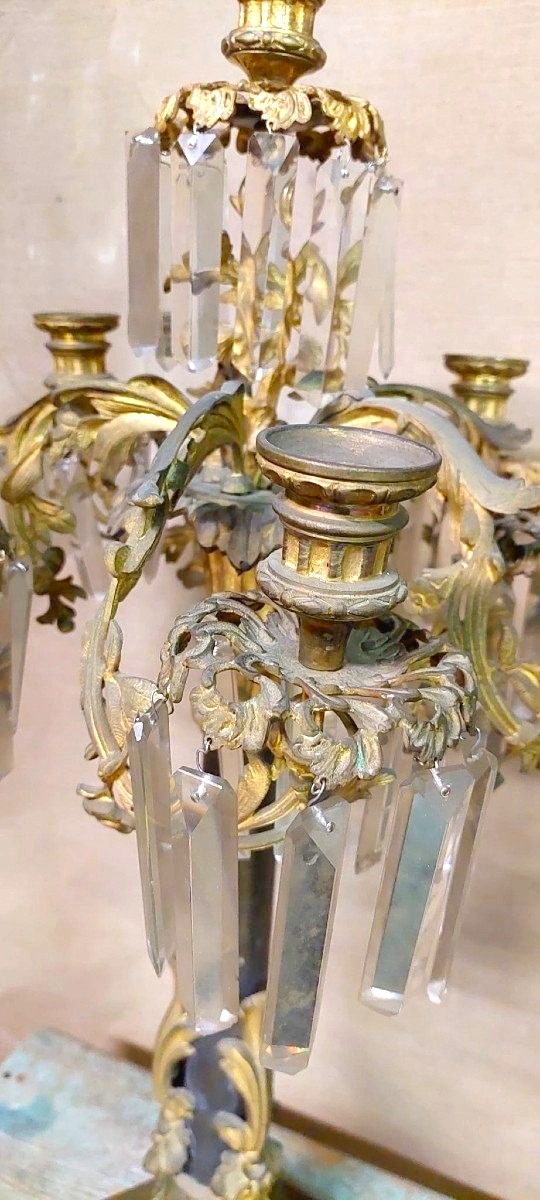 COPPIA IMPORTANTI  GRANDI CANDELIERI A  SEI LUCI IN BRONZO CESELLATO E  DORATO AL MERCURIO h.73-photo-3
