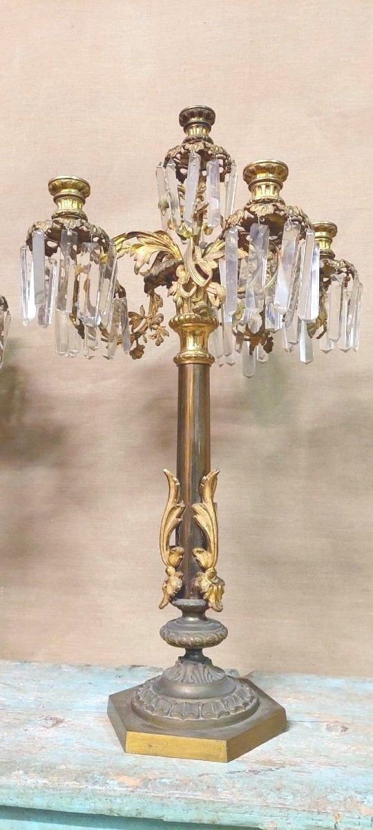 COPPIA IMPORTANTI  GRANDI CANDELIERI A  SEI LUCI IN BRONZO CESELLATO E  DORATO -photo-4