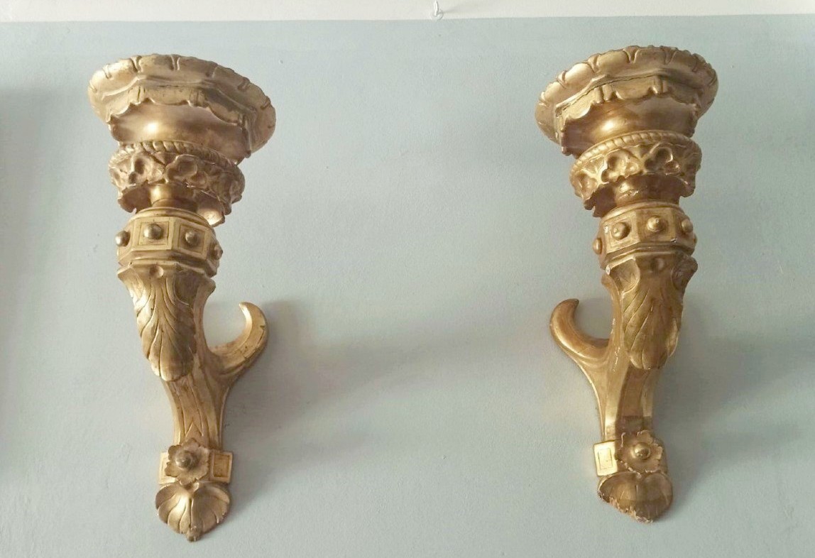 Grande vecchia coppia di candelieri da parete dorati - applique in legno dorato-photo-2