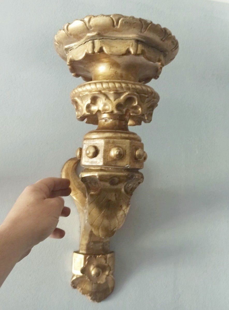Grande vecchia coppia di candelieri da parete dorati - applique in legno dorato-photo-4