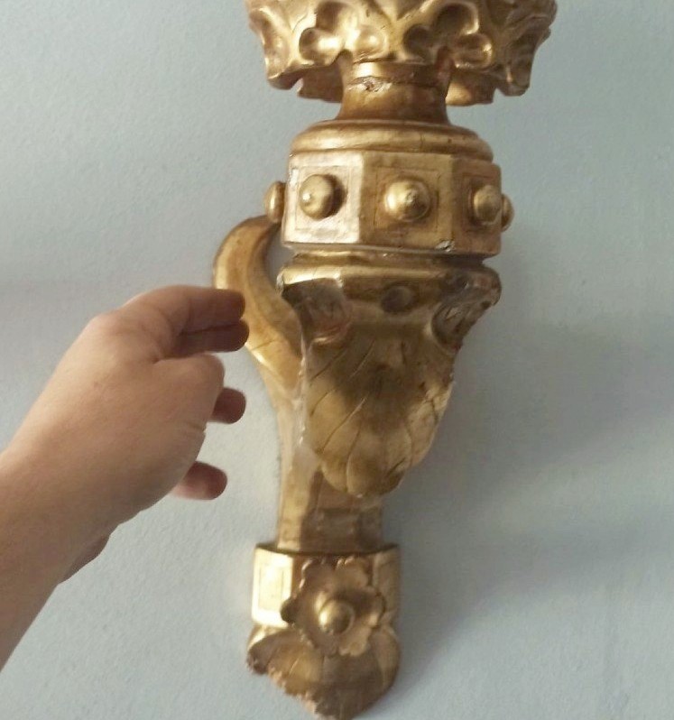 Grande vecchia coppia di candelieri da parete dorati - applique in legno dorato-photo-4