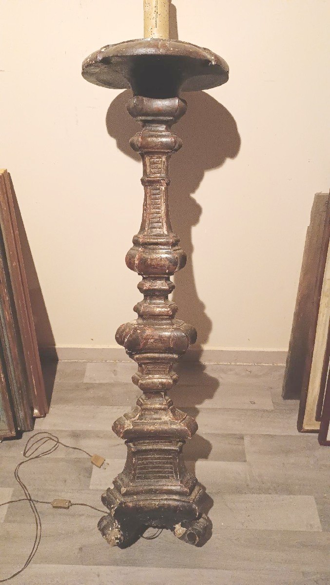 GRANDE CANDELIERE LEGNO ARGENTATO XVIII SECOLO ELETTRIFICATO LAMPADA DA TERRA