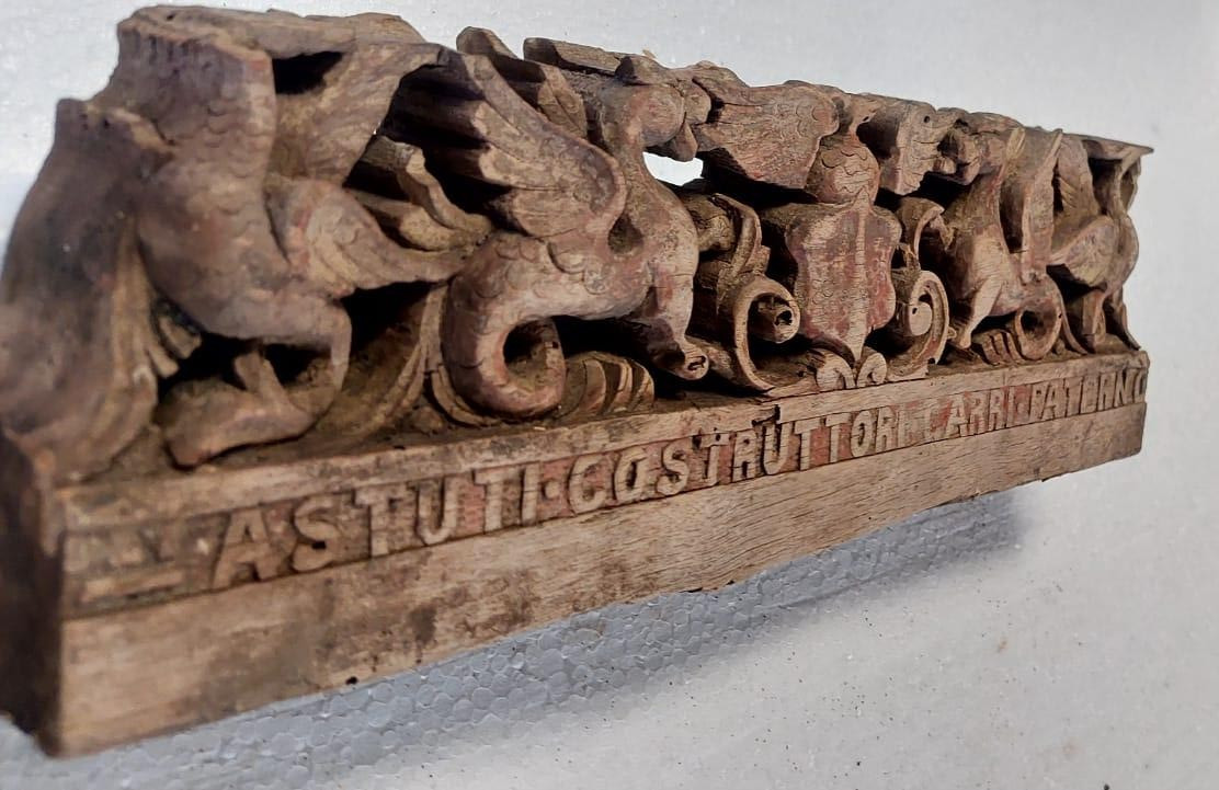 ANTICO FRAMMENTO DI CARRETTO SICILIANO XIX SECOLO LEGNO INTAGLIATO -PATERNO-photo-2