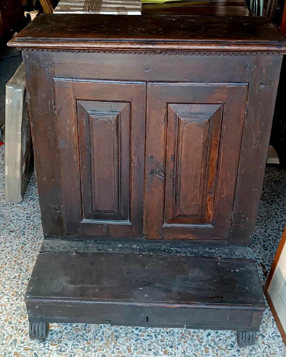 Grande inginocchiatoio IN NOCE o credenza inizi XVII SECOLO-ITALIA-photo-2