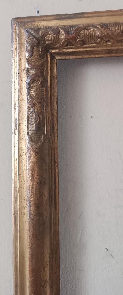 Cornice antica in legno dorato con intagli floreali-photo-4