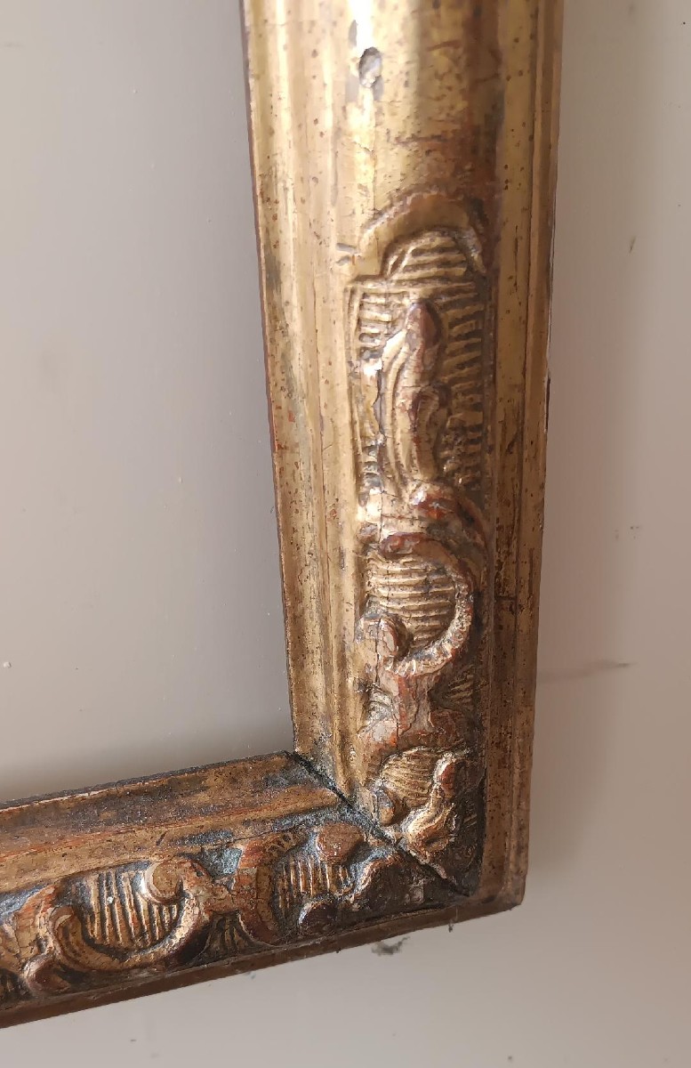 Cornice antica in legno dorato con intagli floreali-photo-3