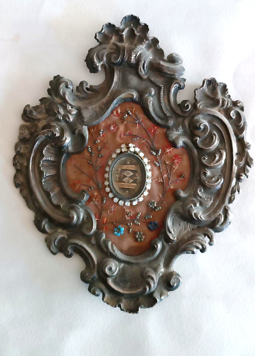 Antico Reliquiario in argento con reliquie 20x17 cm