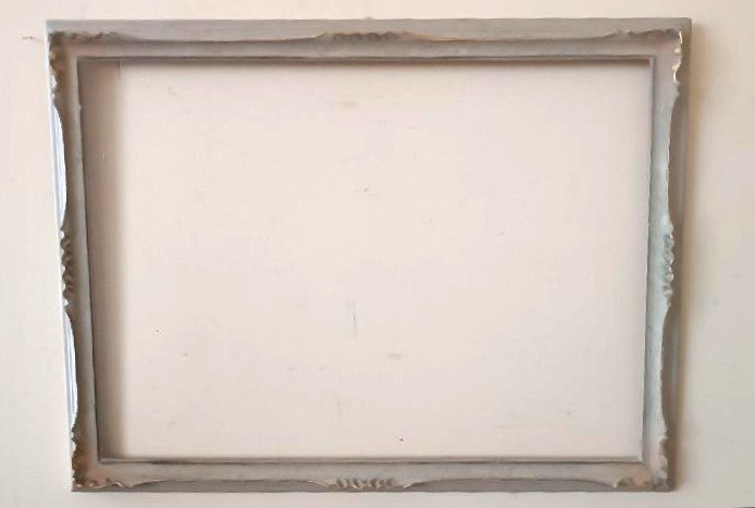 cornice laccata e dorata prima metà del 900