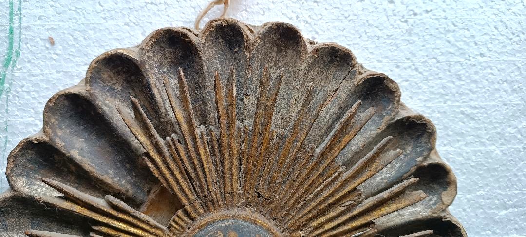 Fregio barocco antico, rosone in legno, Italia-photo-4