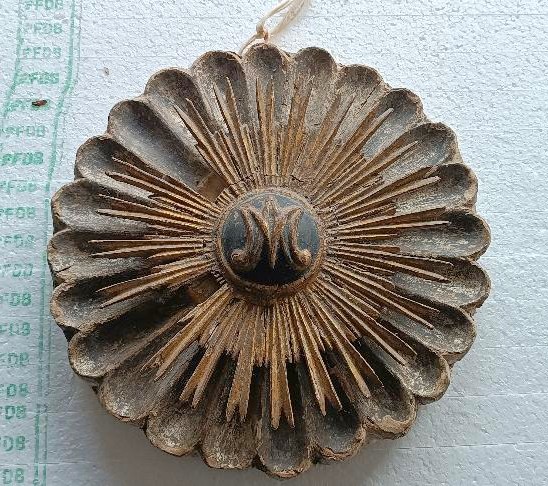 Fregio barocco antico, rosone in legno, Italia-photo-6