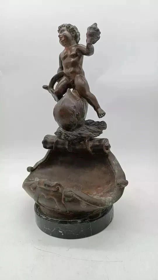 Scultura in bronzo antico " bambino delfino" firmata Vincenzo Cinque fine sec XIX '800