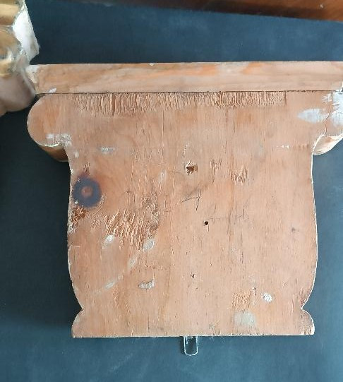 Antica coppia di fregi dorati in legno intagliato-photo-1