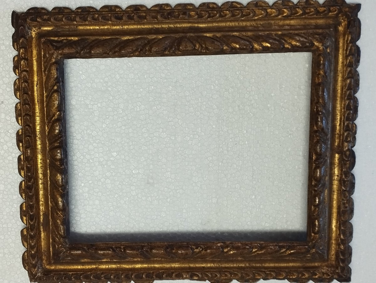 Antica cornice in legno intagliato e dorata a oro zecchino , XVII secolo ,Italia centrale-photo-6