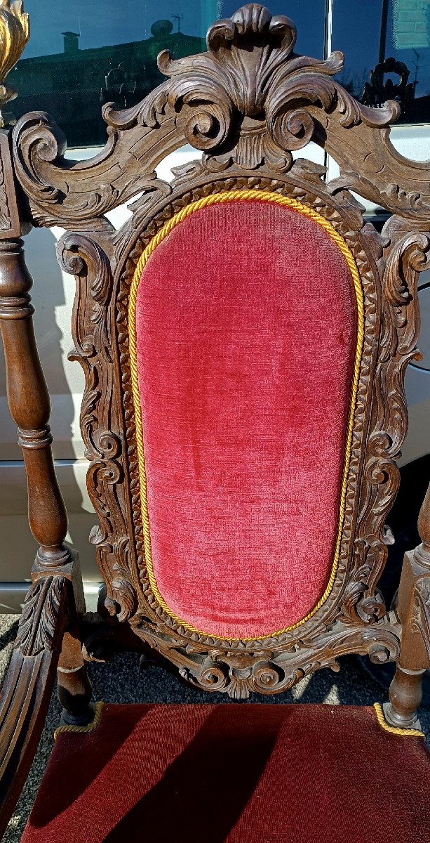 Coppia di poltrone antiche , intagliate noce-photo-2