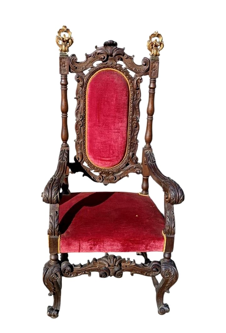 Coppia di poltrone antiche , intagliate noce-photo-1