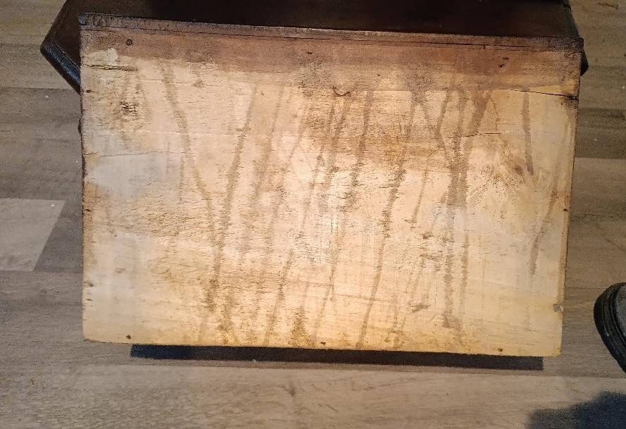 Antico inginocchiatoio del XVII secolo con cassetti in noce toscana-photo-4