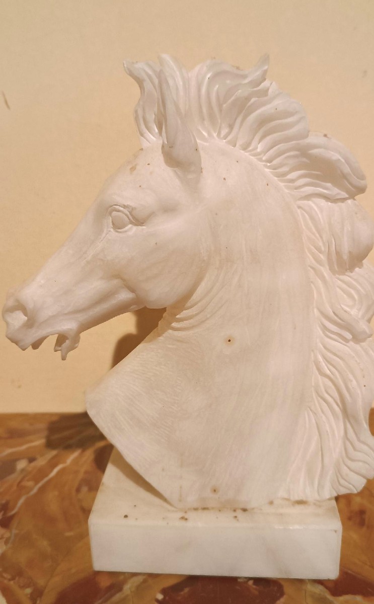 scultura in alabastro  anni '30 raffigurante un cavallo-photo-1